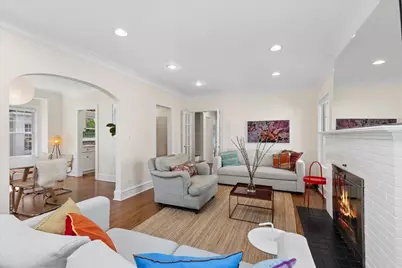 574 Orchard Lane, Winnetka, IL 60093 - Photo 2