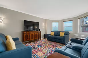 5555 N Sheridan Rd, Chicago, IL 60640 - Photo 4