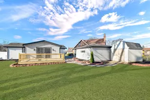 12843 Pleasant Ct, Crestwood, IL 60418 - Photo 4