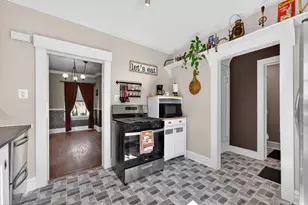 323 Hawthorne Blvd, Glen Ellyn, IL 60137 - Photo 20