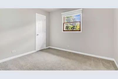 537 Lincoln Avenue, Grayslake, IL 60030 - Photo 14