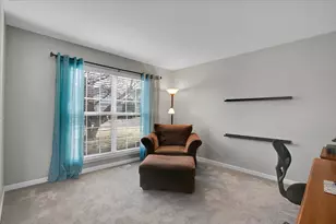 1935 Chesterfield Ln, Aurora, IL 60503 - Photo 6