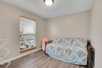 1935 Chesterfield Lane, Aurora, IL 60503 - Photo 12