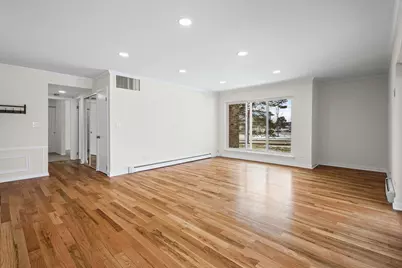 1926 Prairie Square #134, Schaumburg, IL 60173 - Photo 4