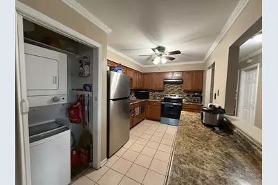 139 W Elk Trail #239, Carol Stream, IL 60188 - Photo 10