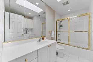 2419 Cumberland Cir, Long Grove, IL 60047 - Photo 32