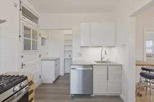 814 Mulford St, Evanston, IL 60202 - Photo 8