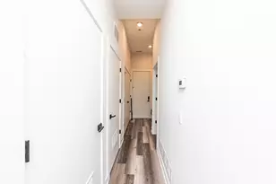 2317 N Clark St, Chicago, IL 60614 - Photo 2