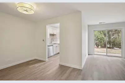 323 Sheffield Court #5, Roselle, IL 60172 - Photo 6