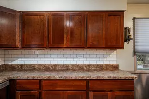 38410 N Tewes Ct, Beach Park, IL 60087 - Photo 12