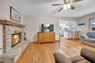 40W388 Guthrie Ct, Hampshire, IL 60140 - Photo 18