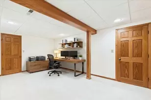 805 Furlong Dr, Libertyville, IL 60048 - Photo 10