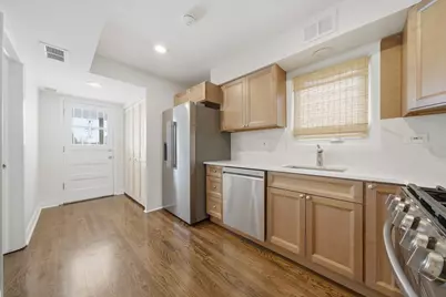 6017 W Montrose Avenue #2, Chicago, IL 60634 - Photo 4