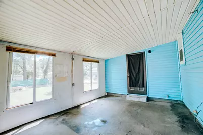 525 E Hickory Street, Watseka, IL 60970 - Photo 28