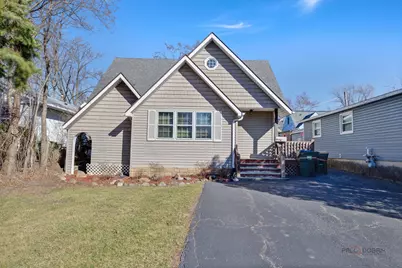 205 N Prospect Drive, Round Lake Park, IL 60073 - Photo 1