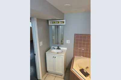 12326 S Racine Avenue, Calumet Park, IL 60827 - Photo 8