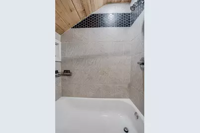 264 N Jackson Street #2, Elgin, IL 60123 - Photo 14