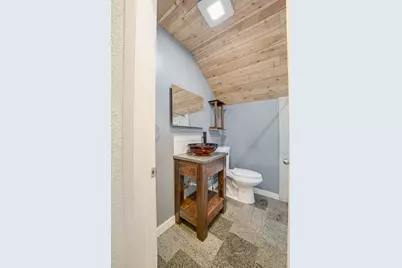 264 N Jackson Street #2, Elgin, IL 60123 - Photo 12