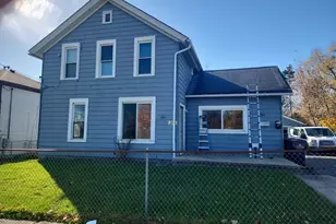 264 N Jackson St, Elgin, IL 60123 - Photo 1