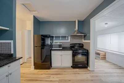 264 N Jackson Street #2, Elgin, IL 60123 - Photo 6