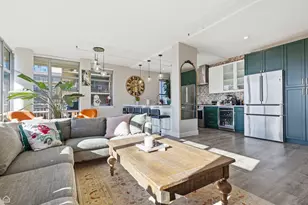 511 W Division St, Chicago, IL 60610 - Photo 2