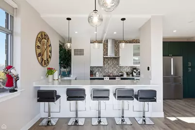 511 W Division Street #512, Chicago, IL 60610 - Photo 4