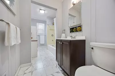 21770 W Lake Avenue, Round Lake, IL 60073 - Photo 12