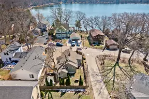 21770 W Lake Ave, Round Lake, IL 60073 - Photo 2