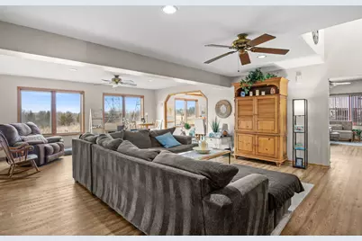 11042 Mayflower Lane, Orland Park, IL 60467 - Photo 8