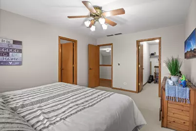 11042 Mayflower Lane, Orland Park, IL 60467 - Photo 30