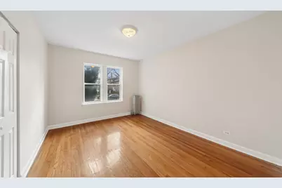 2002 W Estes Avenue #1, Chicago, IL 60645 - Photo 16