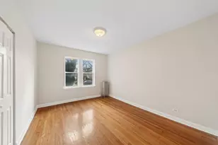 2002 W Estes Ave, Chicago, IL 60645 - Photo 16