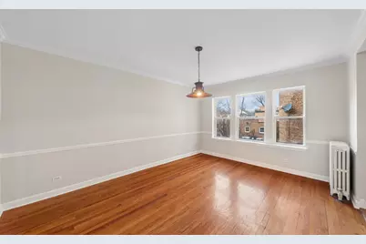 2002 W Estes Avenue #1, Chicago, IL 60645 - Photo 8