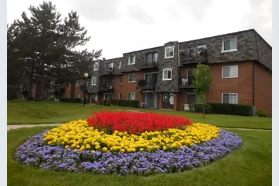 9420 Bay Colony Drive #1W, Des Plaines, IL 60016 - Photo 10