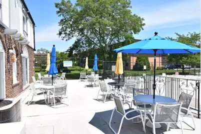 9420 Bay Colony Drive #1W, Des Plaines, IL 60016 - Photo 12