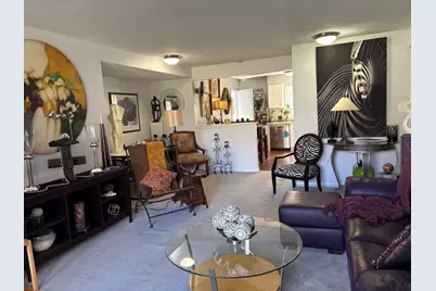 9420 Bay Colony Drive #1W, Des Plaines, IL 60016 - Photo 4