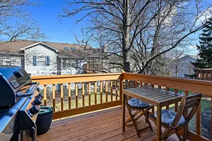 262 Waverly Ct, Willowbrook, IL 60527 - Photo 10