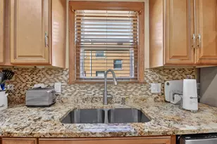 8407 S Wolcott Ave, Chicago, IL 60620 - Photo 12