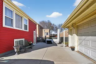8407 S Wolcott Ave, Chicago, IL 60620 - Photo 34