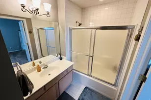 419 Lakeview Cir, Bolingbrook, IL 60440 - Photo 14