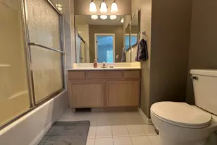 419 Lakeview Cir, Bolingbrook, IL 60440 - Photo 10