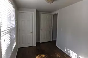 900 Ridgewood Rd, Rockford, IL 61107 - Photo 16