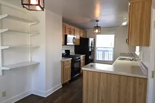 900 Ridgewood Rd, Rockford, IL 61107 - Photo 12