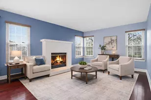 2289 N Aster Ct, Round Lake Beach, IL 60073 - Photo 10