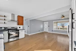 22347 S River Rd, Shorewood, IL 60404 - Photo 8