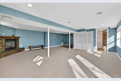 22347 S River Road, Shorewood, IL 60404 - Photo 20