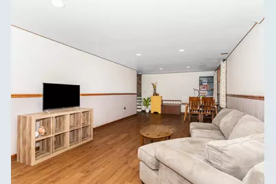 109 E Oak Knoll Drive, Hinckley, IL 60520 - Photo 22