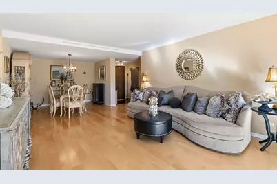 44 Park Lane #223, Park Ridge, IL 60068 - Photo 4