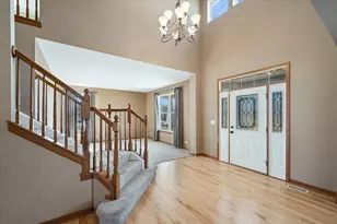 3004 Crossfire Trail, Elgin, IL 60124 - Photo 2