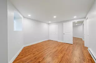 666 E 50th St, Chicago, IL 60615 - Photo 10